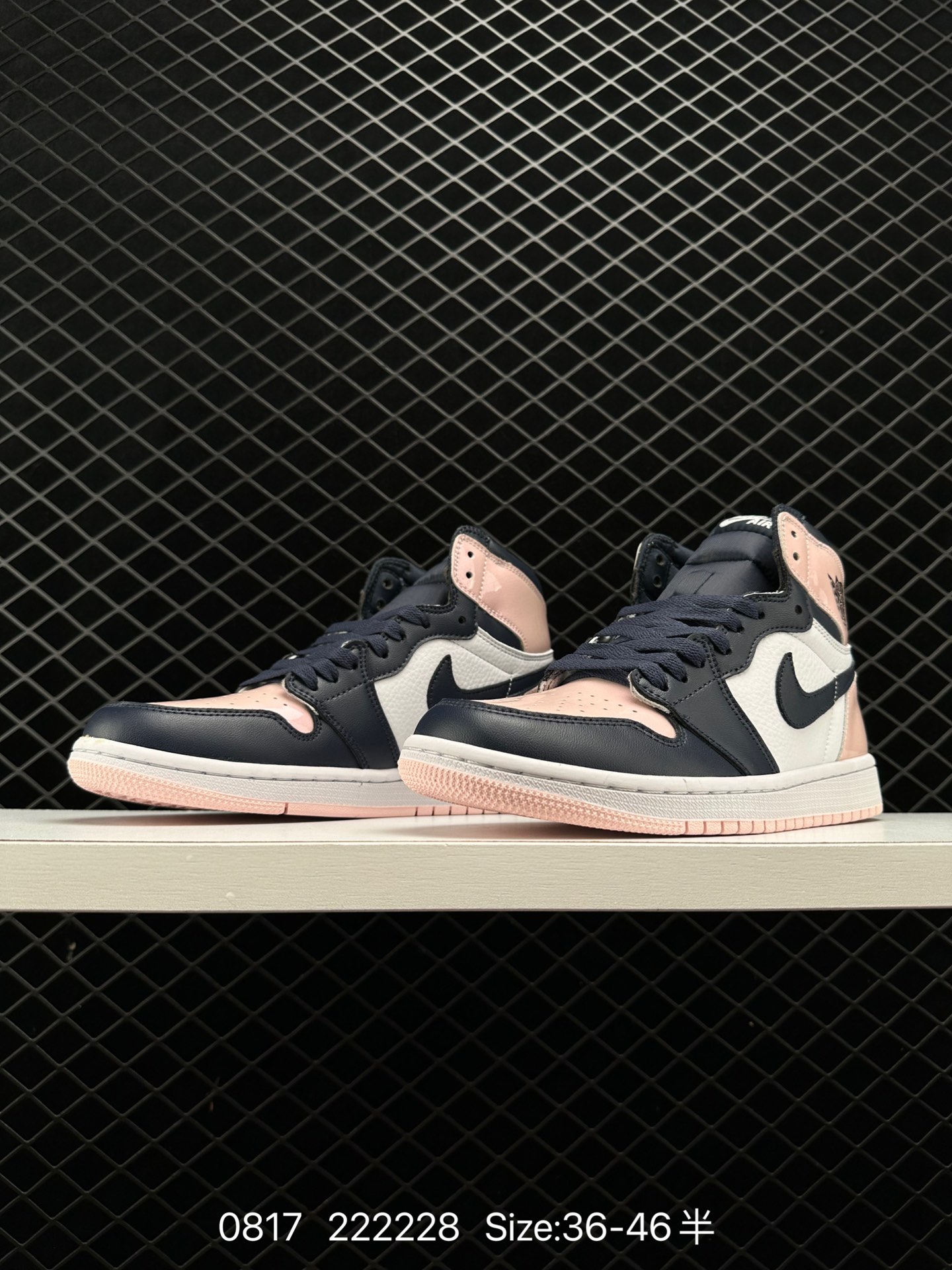 NIKE AIR JORDAN 1 MID AJ1